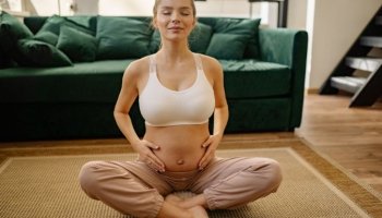 Meditation During Pregnancy : A Helpful guide